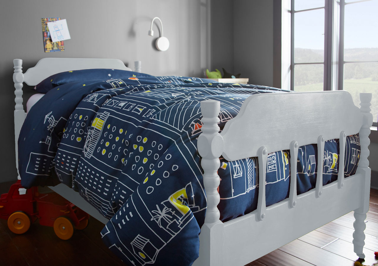 CHALK painted in PLATINUM RING