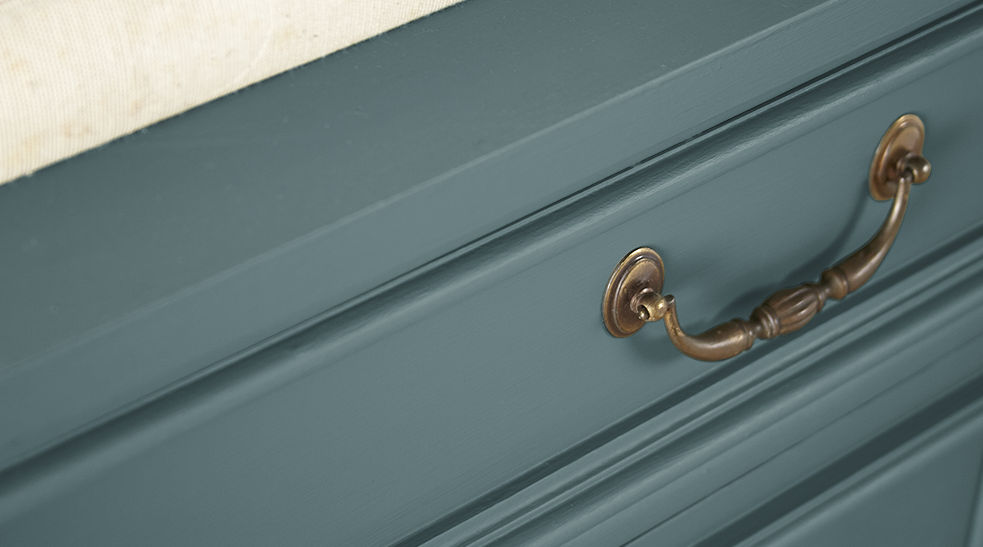 WEEKEND JG-04 Paint Color | Magnolia Home by Joanna Gaines®