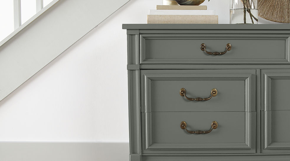WELLINGTON GREEN JG-66 Paint Color | Magnolia Home by Joanna Gaines®