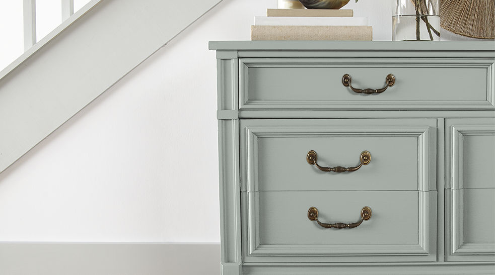 mayuミリダーリグリーン0 MINERAL GREEN JG-67 Paint Color | Magnolia Home by Joanna Gaines®