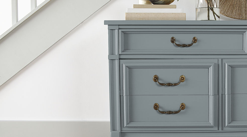 DISPLAY JG-84 Paint Color | Magnolia Home by Joanna Gaines®