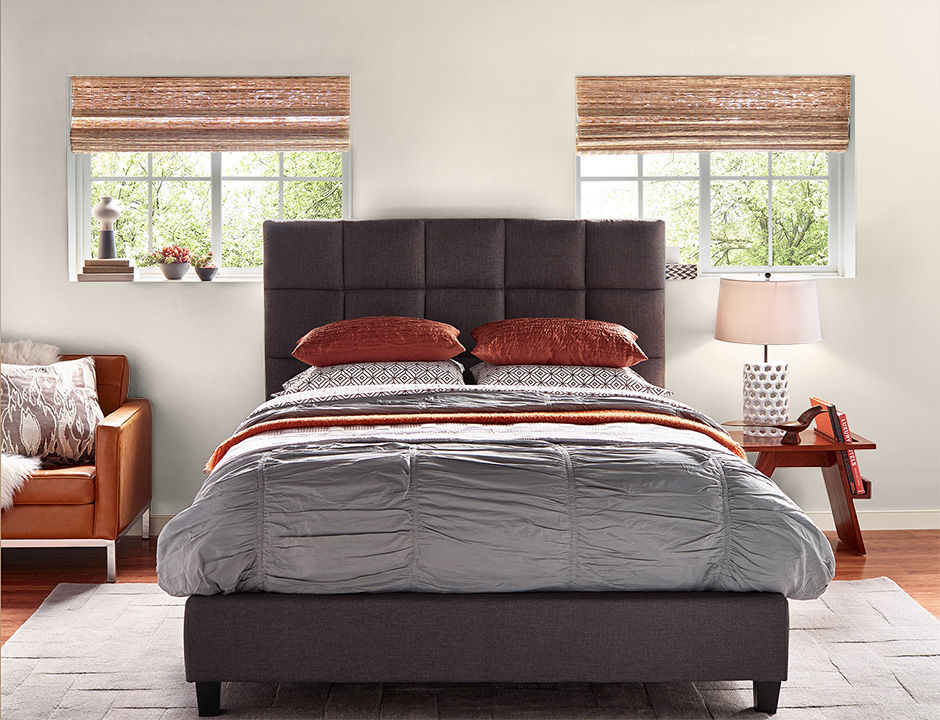 Bedroom painted in CHAMPAGNE WHITE