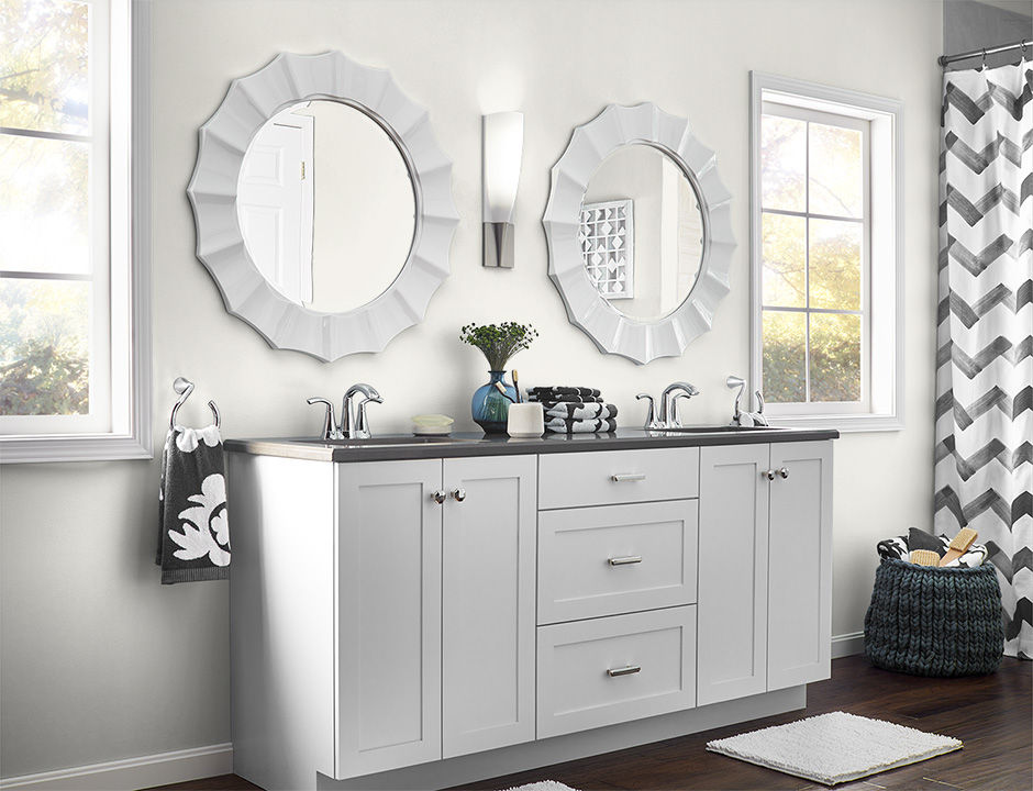 Bathroom painted in ARCHITECTURAL WHITE