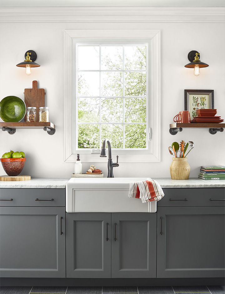 Kitchen painted in WHITE MODERN