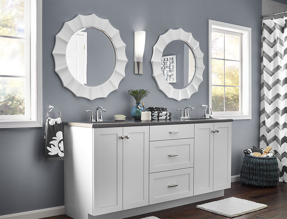 Bathroom painted in ORCHID SMOKE