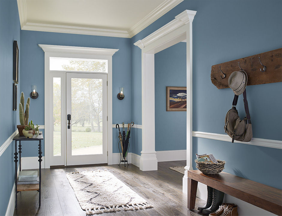 Foyer painted in HARBOR TOWN