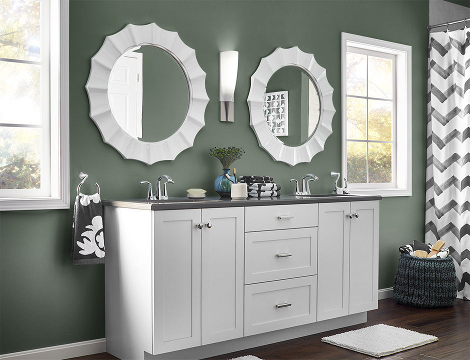 Bathroom painted in AMERICAN PINE