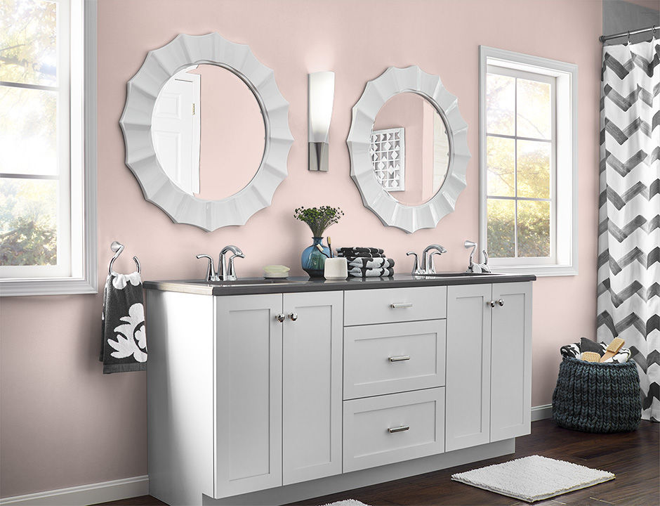 Bathroom painted in FLAPPER PINK