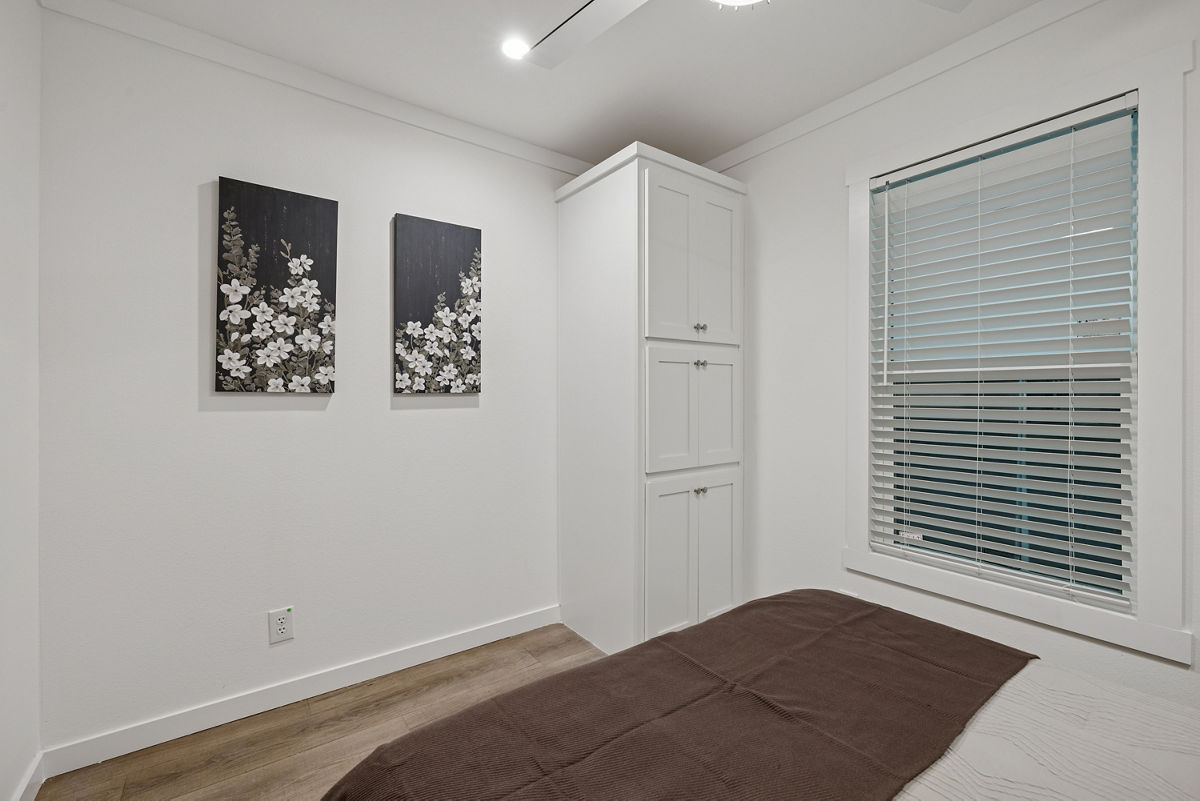 APX-150: apx 150 bedroom 3