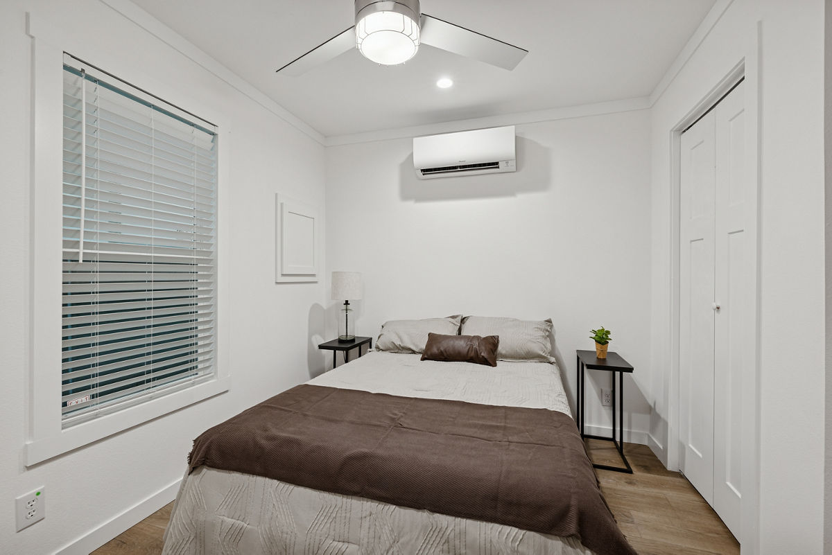 APX-150: apx 150 bedroom 4