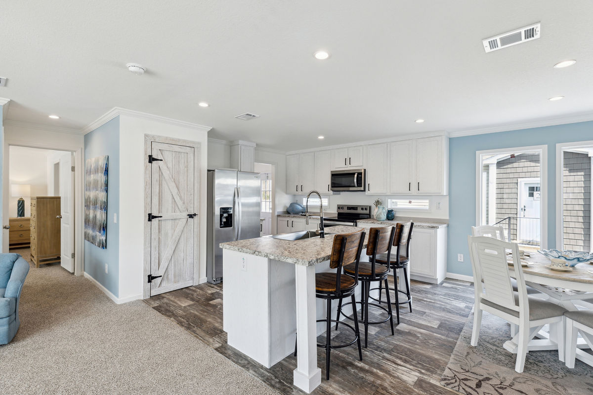 Pine Manor 4523A by Champion