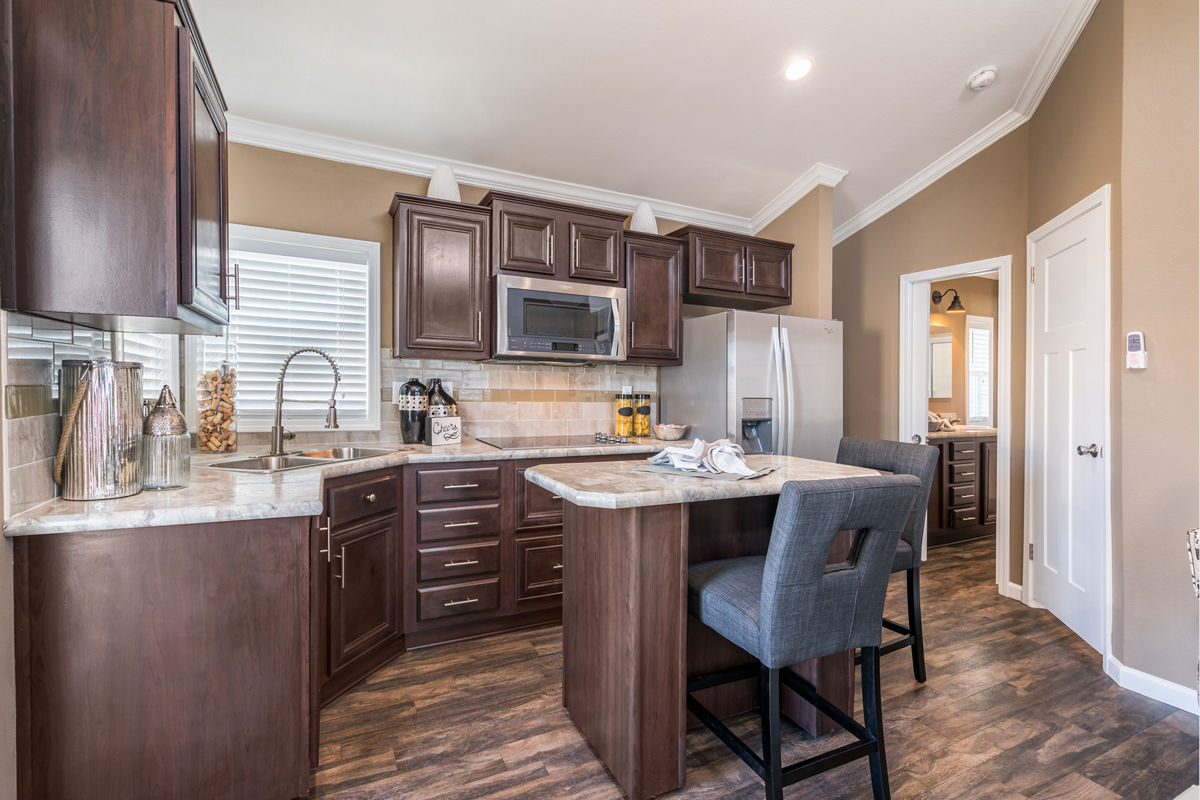 APH-630 (APS-630 example): APH 630 kitchen 2