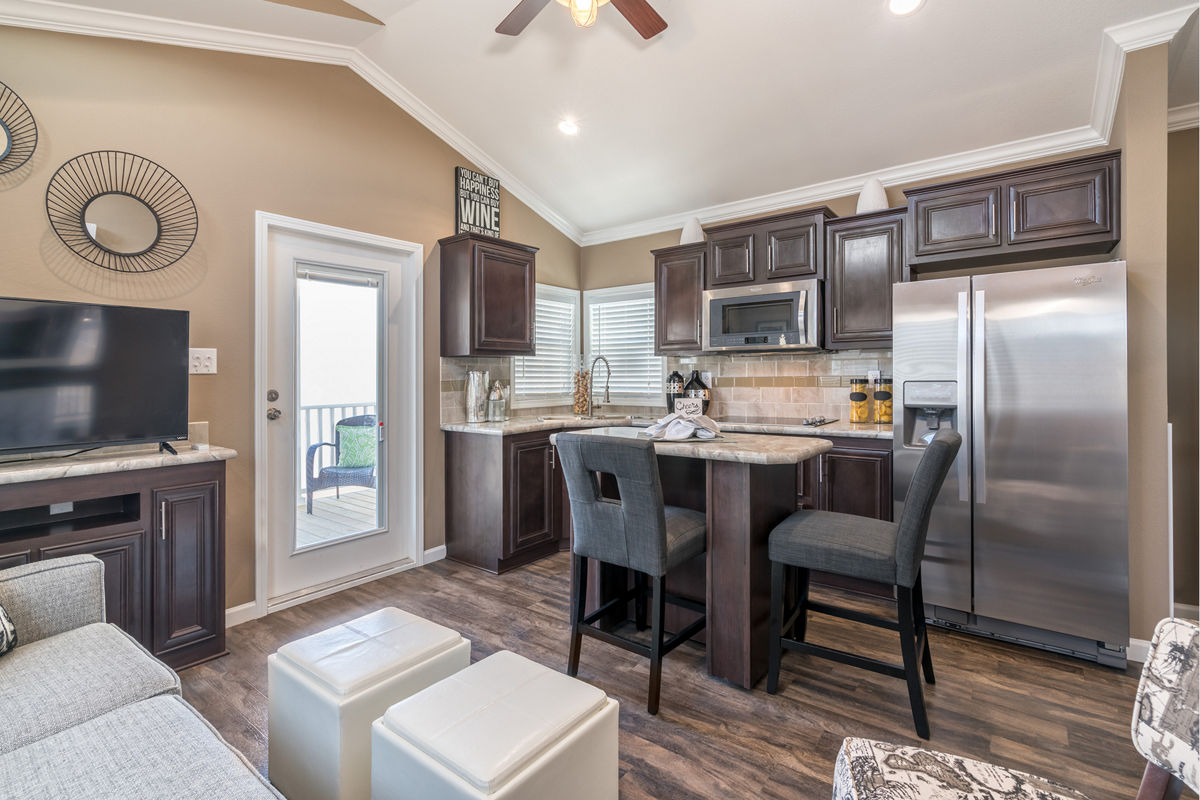 APH-630 (APS-630 example): APH 630 kitchen 3