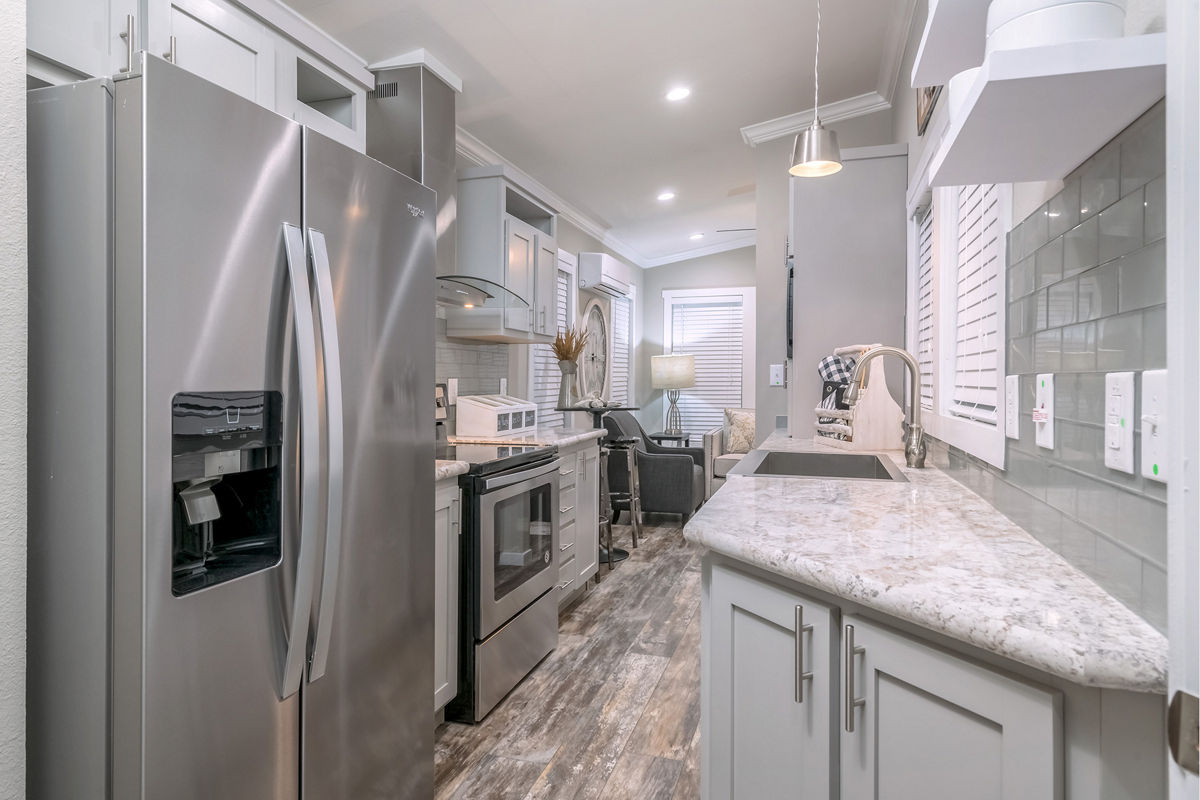 APH-520 / older APS-520MS example: APH 520 kitchen 4