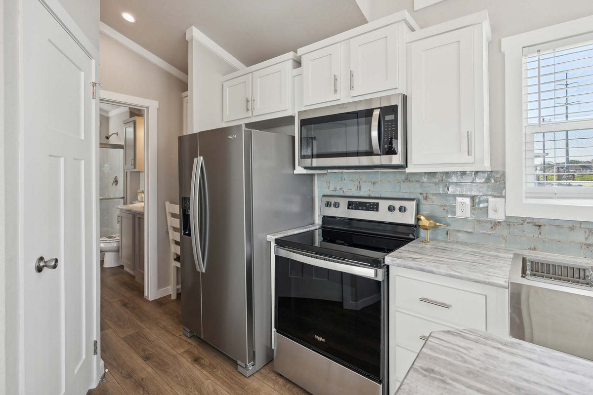 APS-522A: APS 522A Kitchen (5)