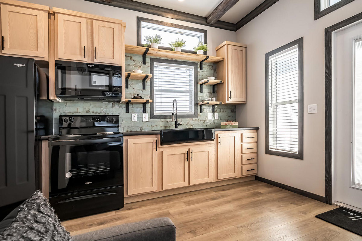 APS-522A: APS 522A Kitchen 2
