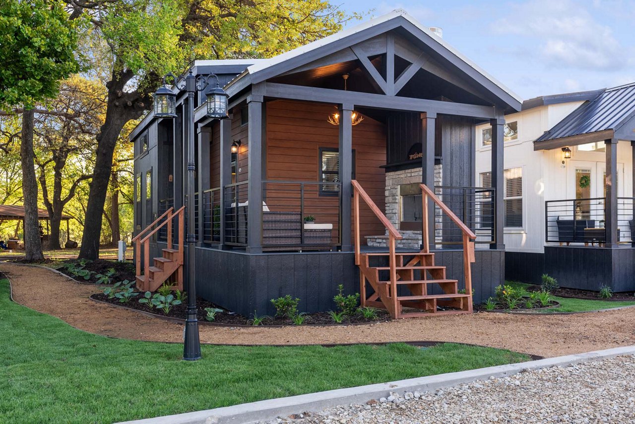 APS-523SL Exterior (3).jpg