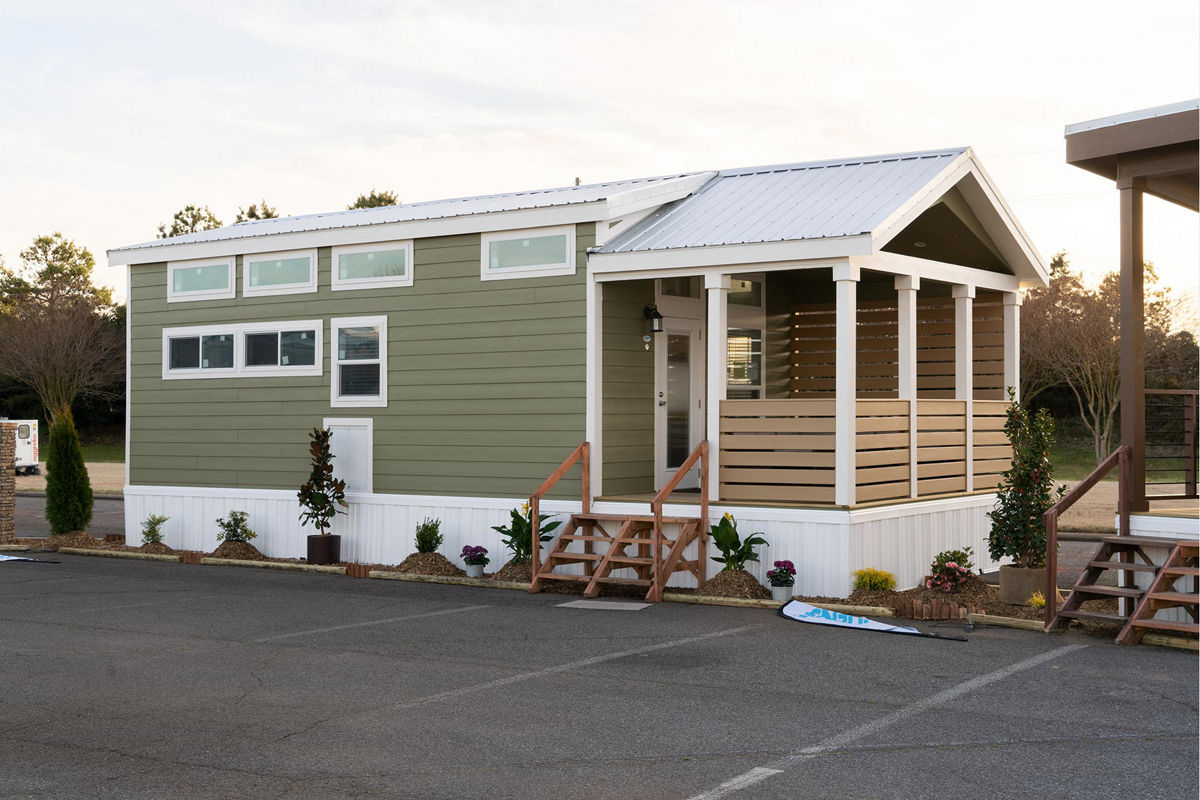 APS-601: APS 601 Exterior 2