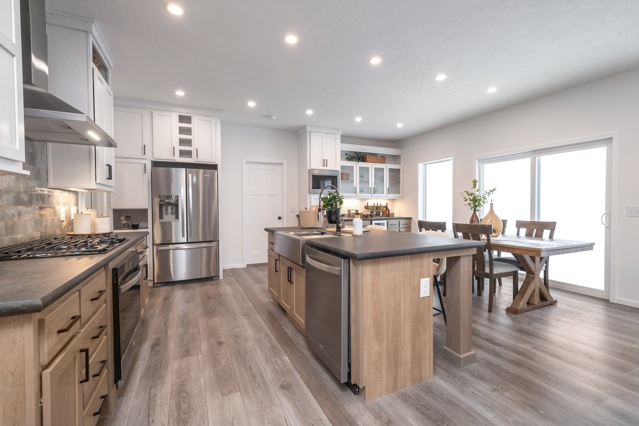 Big Sky 2868M Kitchen 2