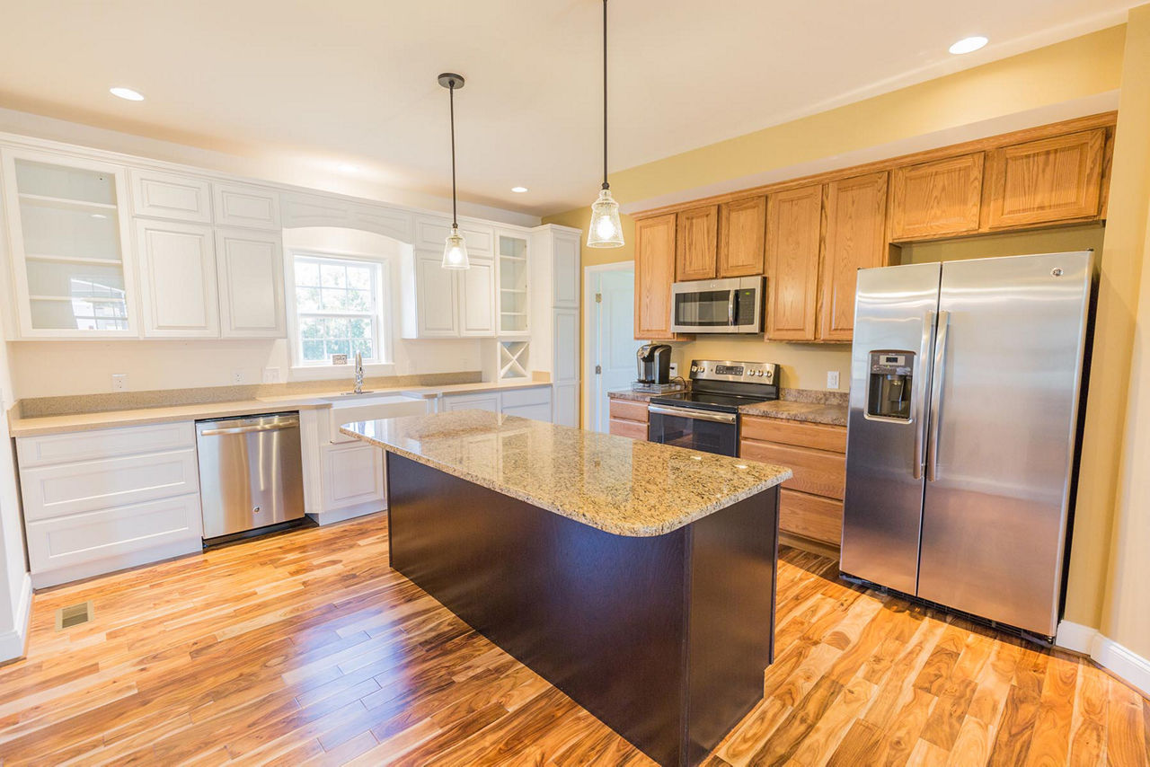 Crestwood 3A kitchen