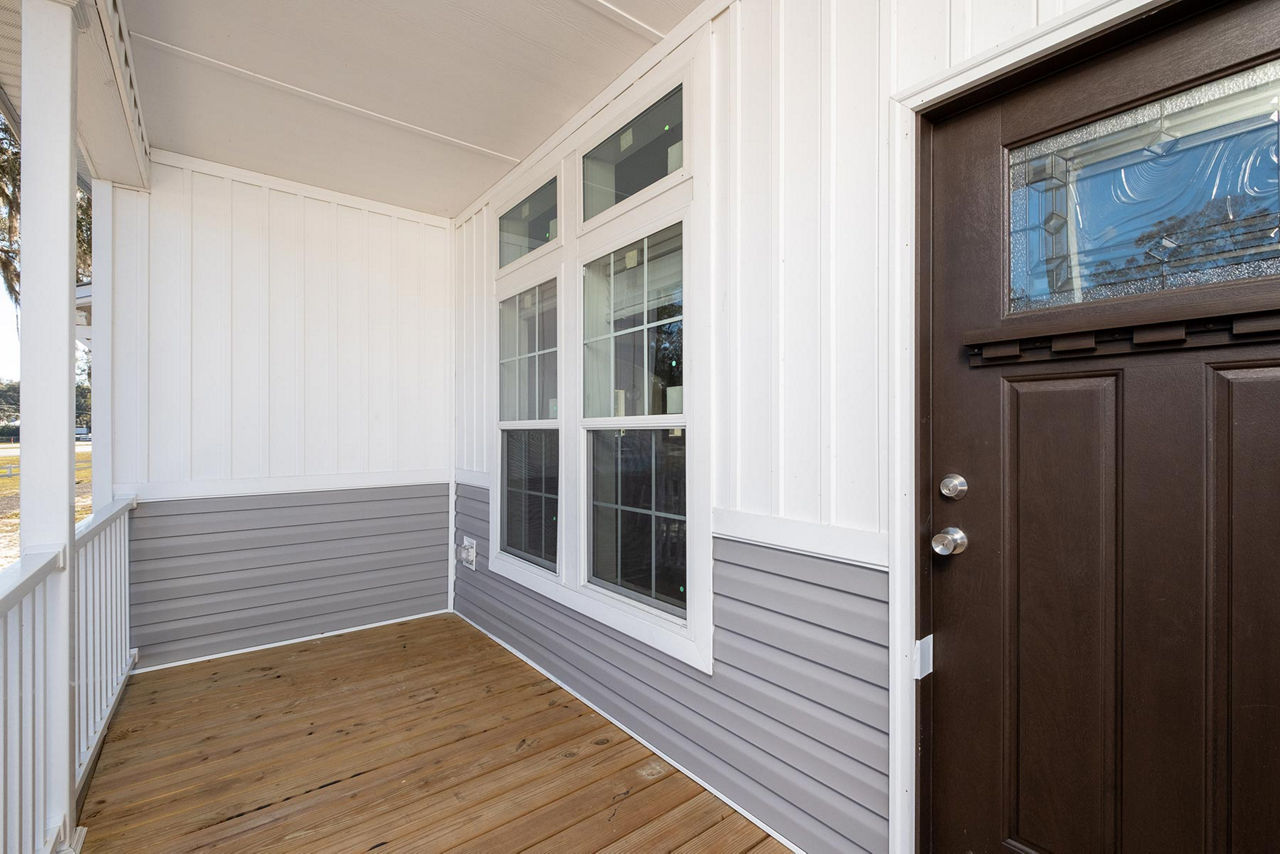 Cypress-Manor-5644A-Exterior-Porch-1