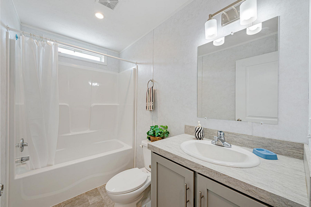 Essential-A25211-Bath-claysburg