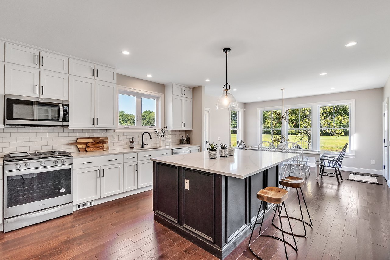 Grande View Kitchen 3