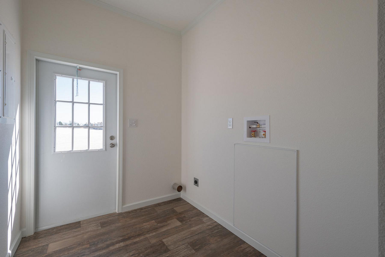 Innovation-3276N-Laundry-Room