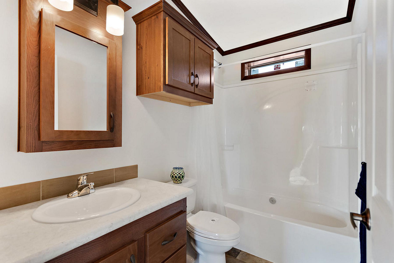 Lexington-A243-Bath-1