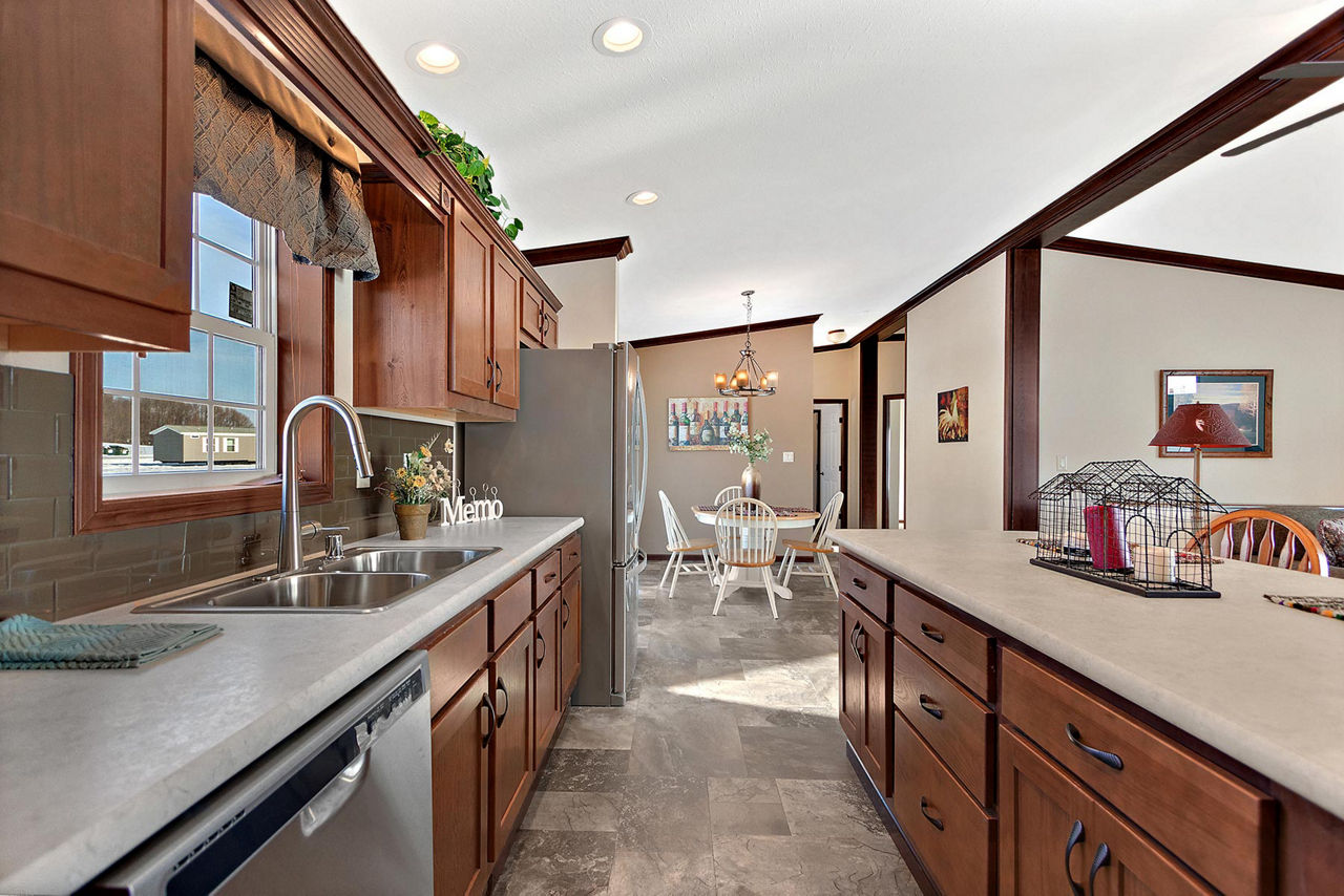 Lexington-A243-Kitchen-5