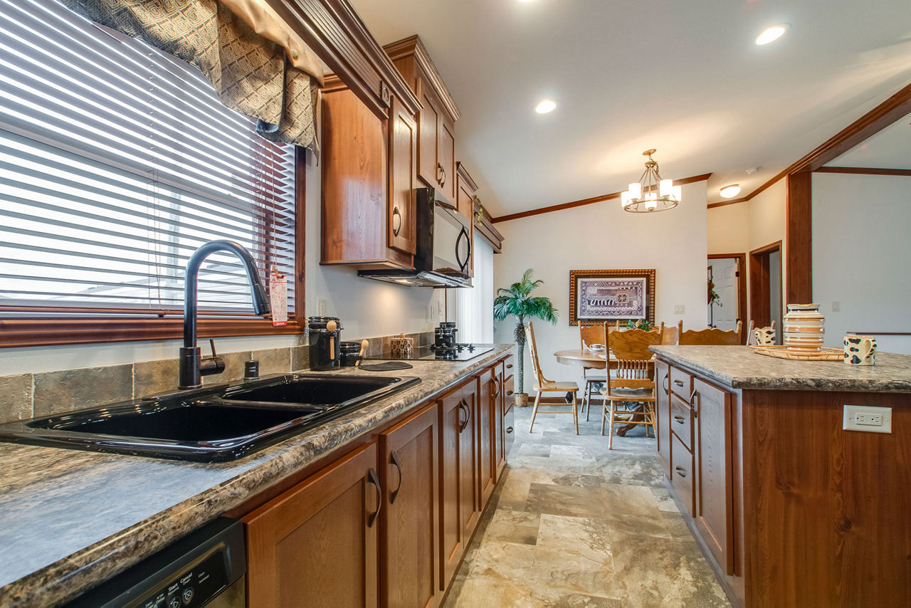 Lexington-A260-kitchen-4