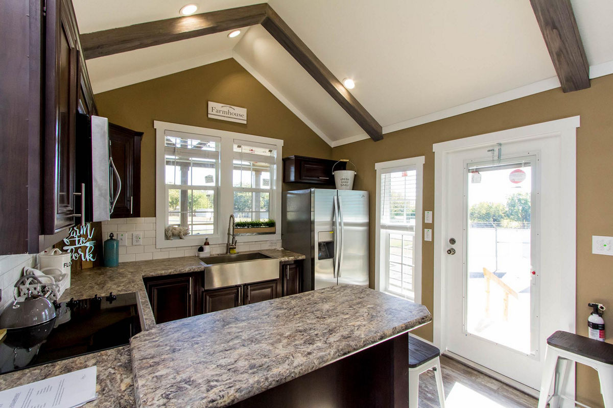 APS-523: Model 523 kitchen 5