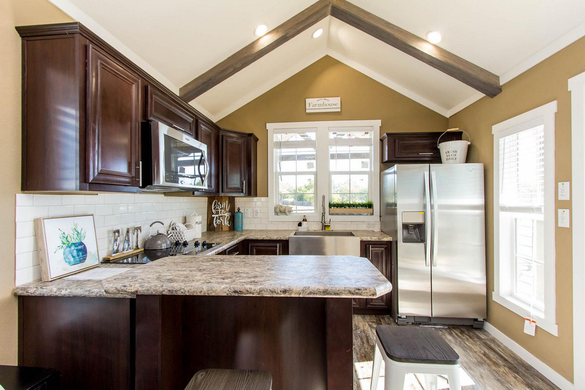 APS-523: Model 523 kitchen 6A