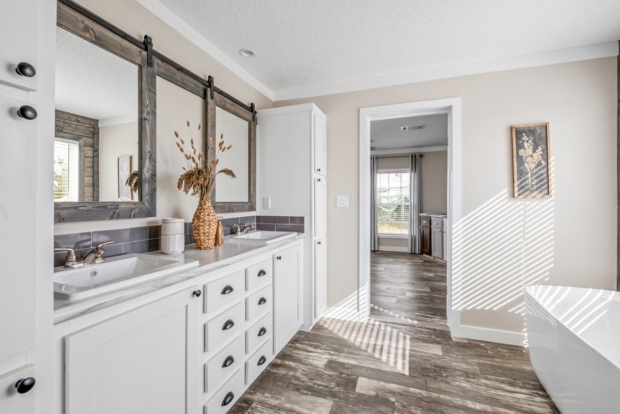 Montana Primary Bath