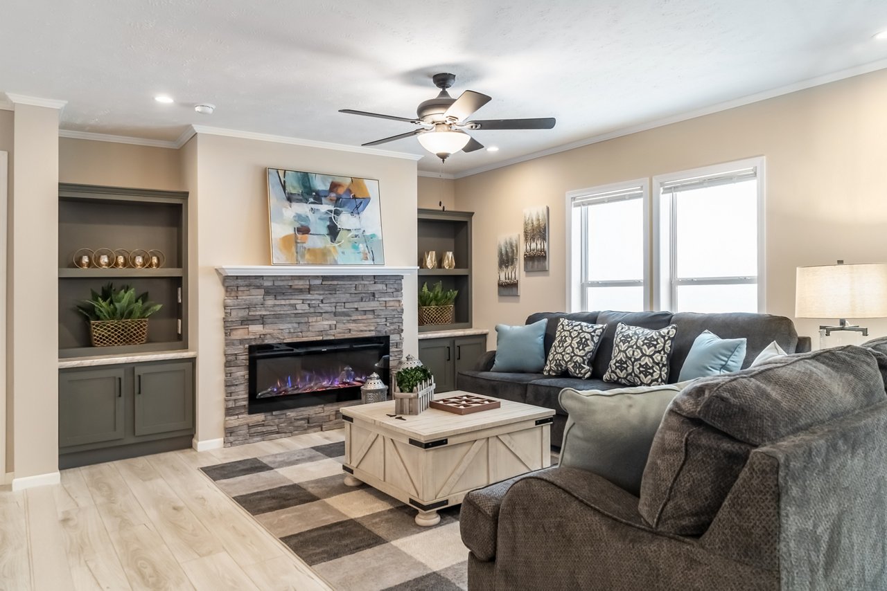 N611B Living room