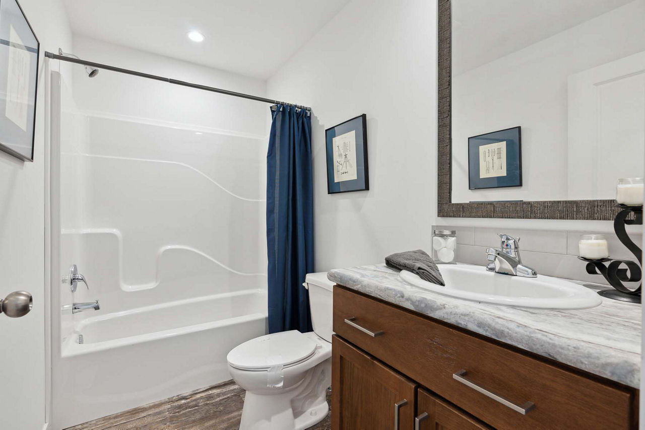 NE610 Bath 1