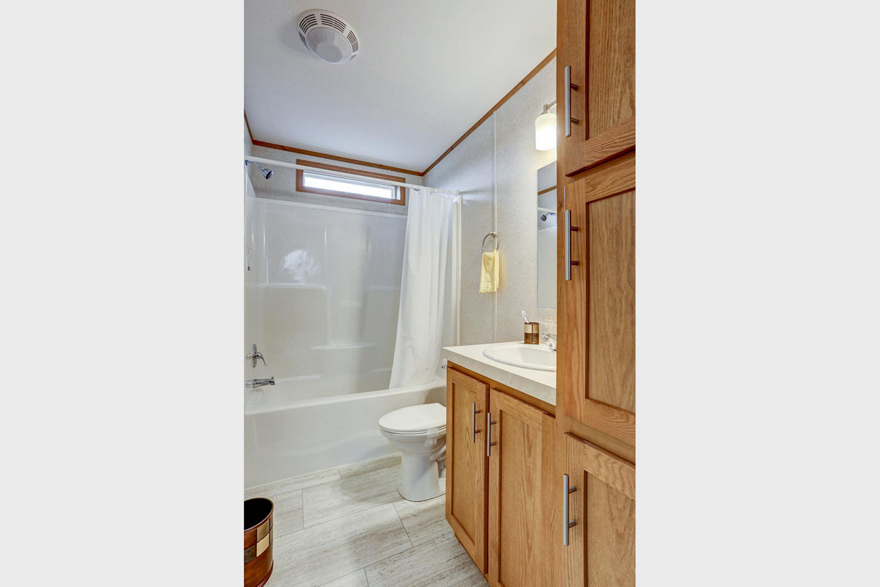 Northwood--25202-Bath-1