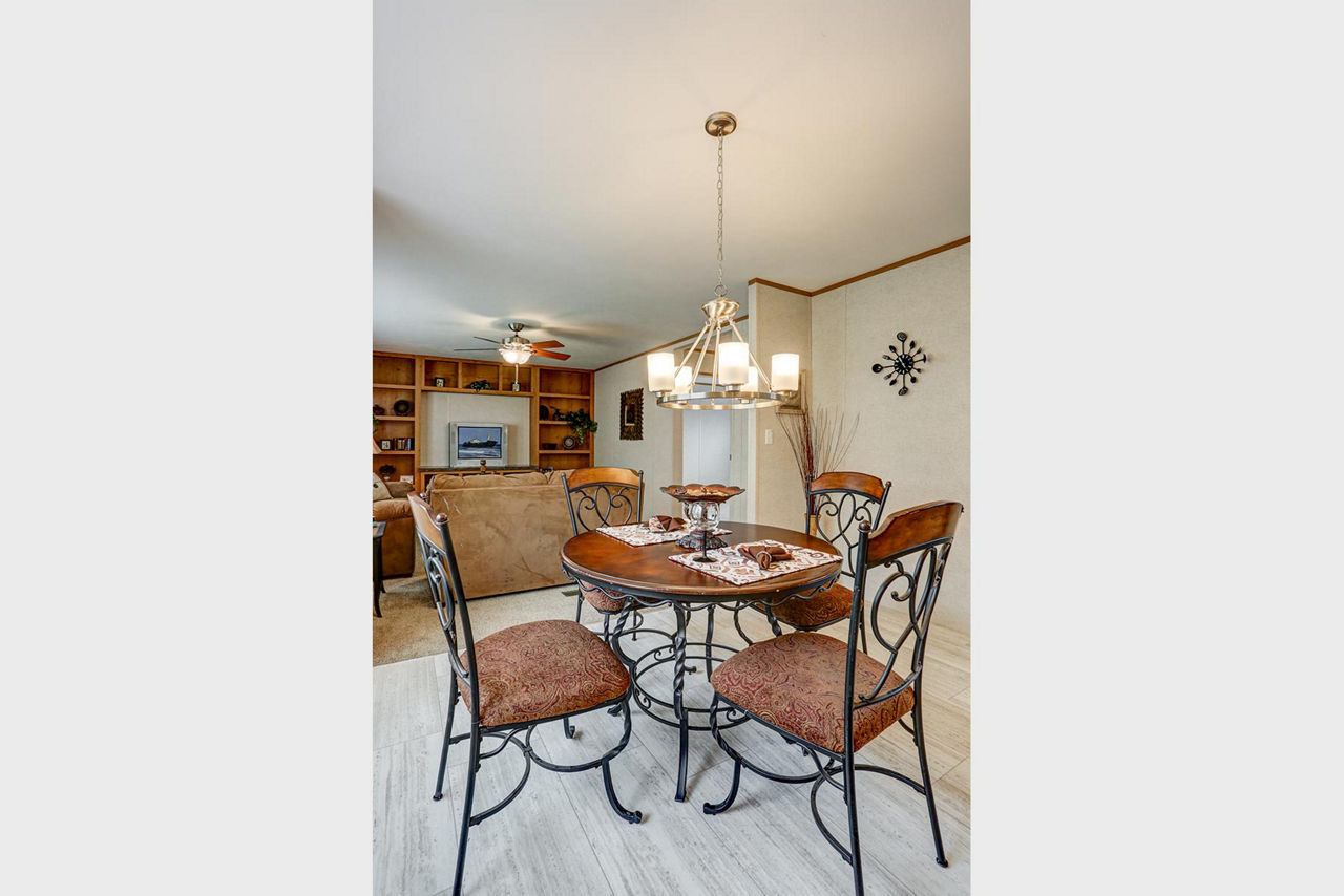 Northwood-25202-Dining-2