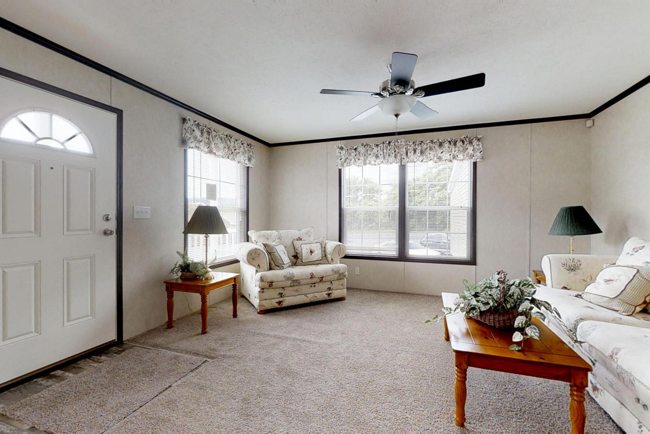 Northwood-A24404-Living-Room-2