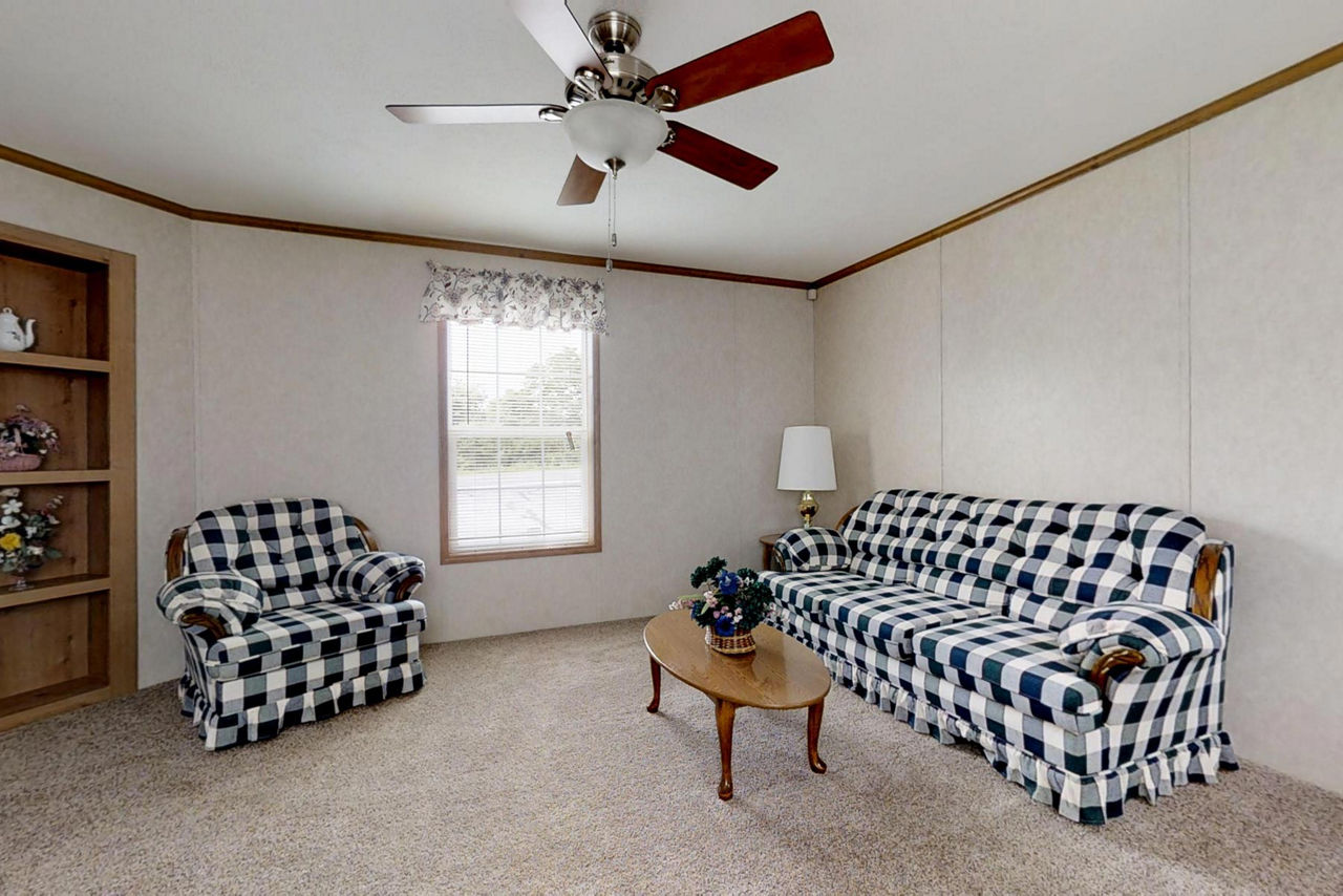 Northwood-F25206-Living-Room-1