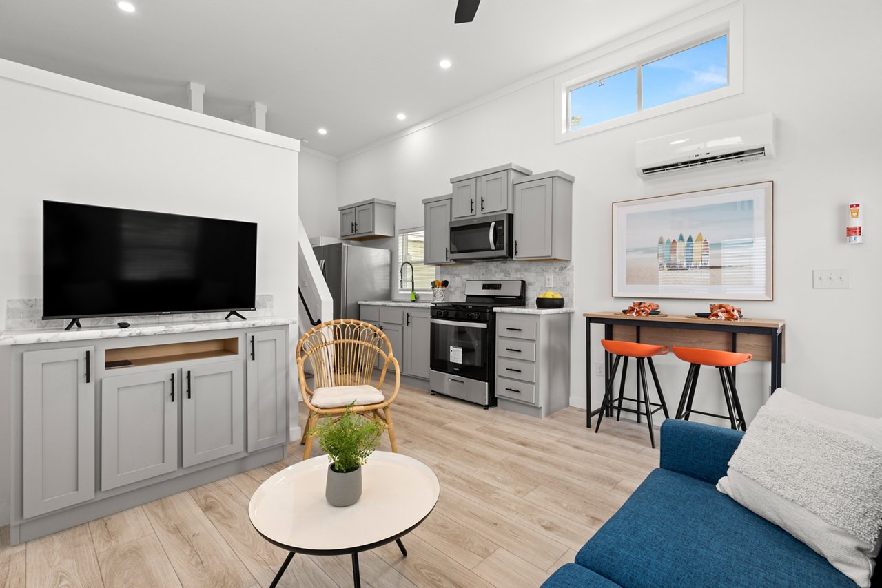 Park Model 4110 Living Room
