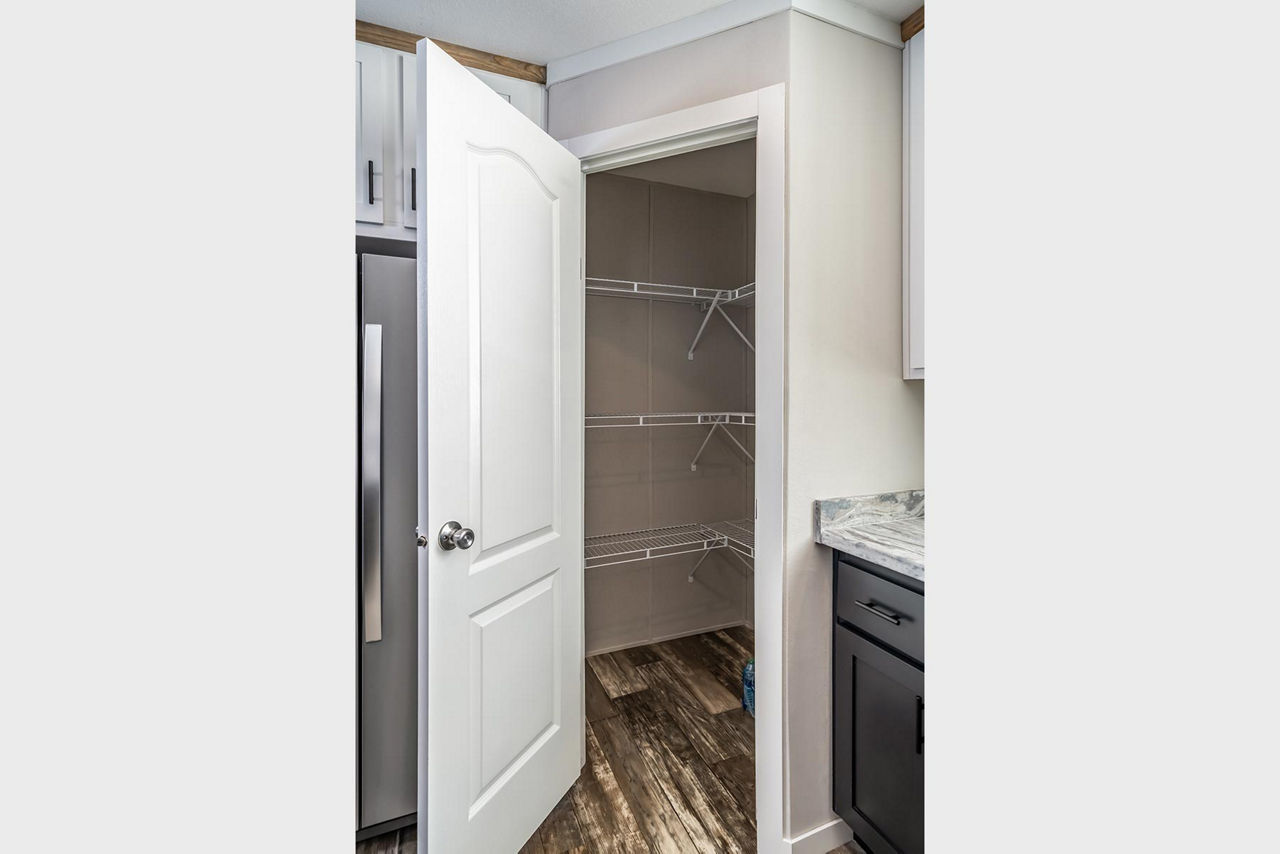 Pontchartrain-Kitchen-Pantry