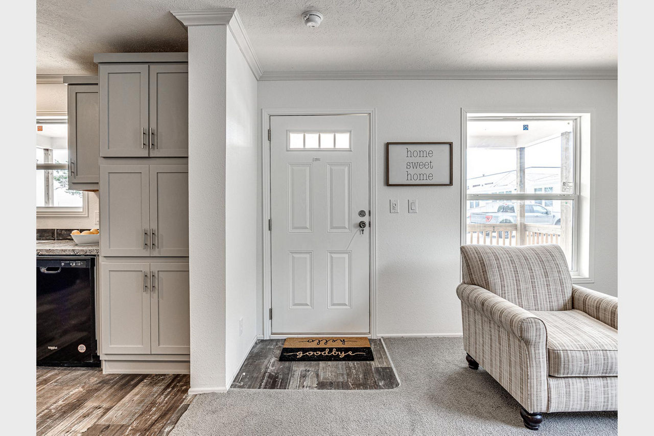 Prairie-Dune-8810-Living-Room-Entry