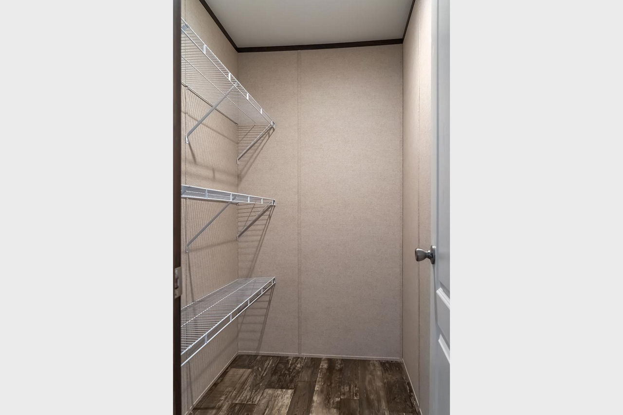 Prime-3252H-Kitchen-Pantry