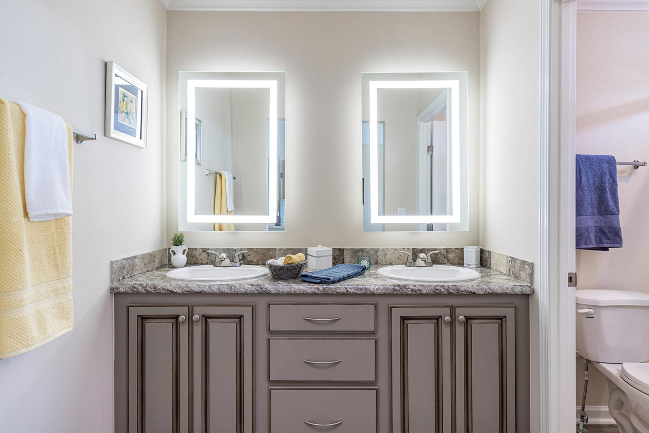 Silver-Springs-5006-Master-Bath-2-2