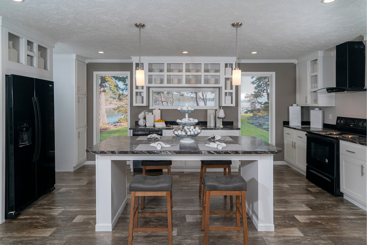 Spruce-Pine-2852-02-kitchen2