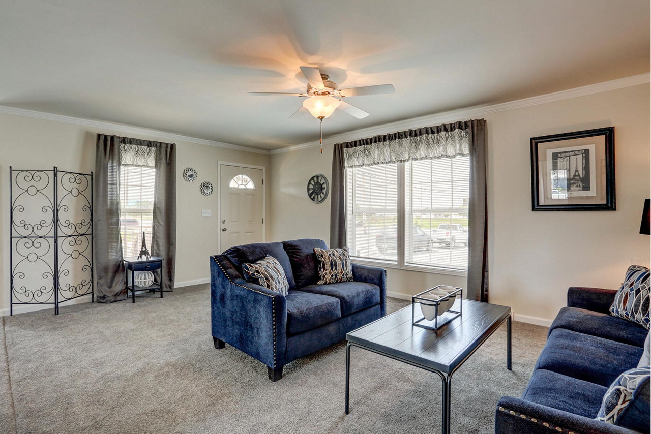 Sunwood-F569-Living-Room-3