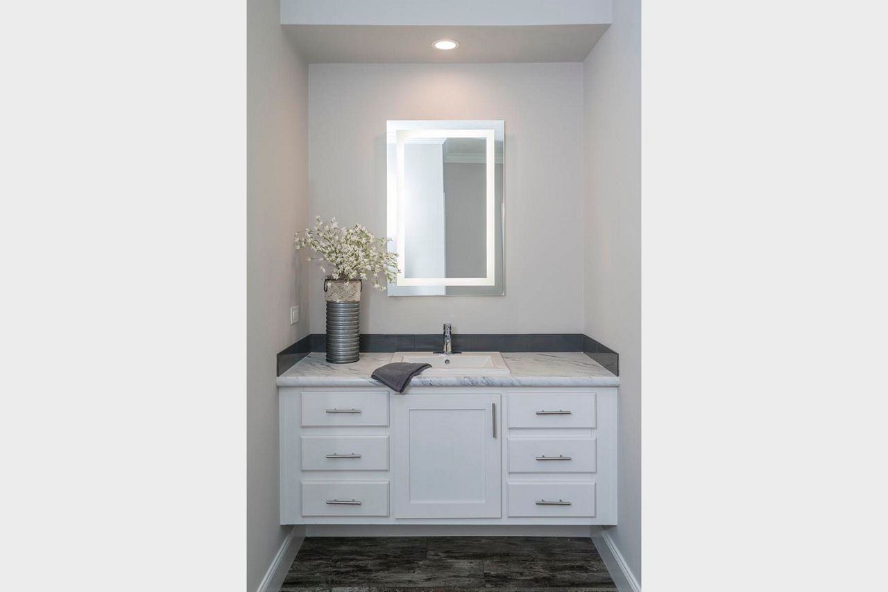 The Somerset 3268 04 master bath sink1