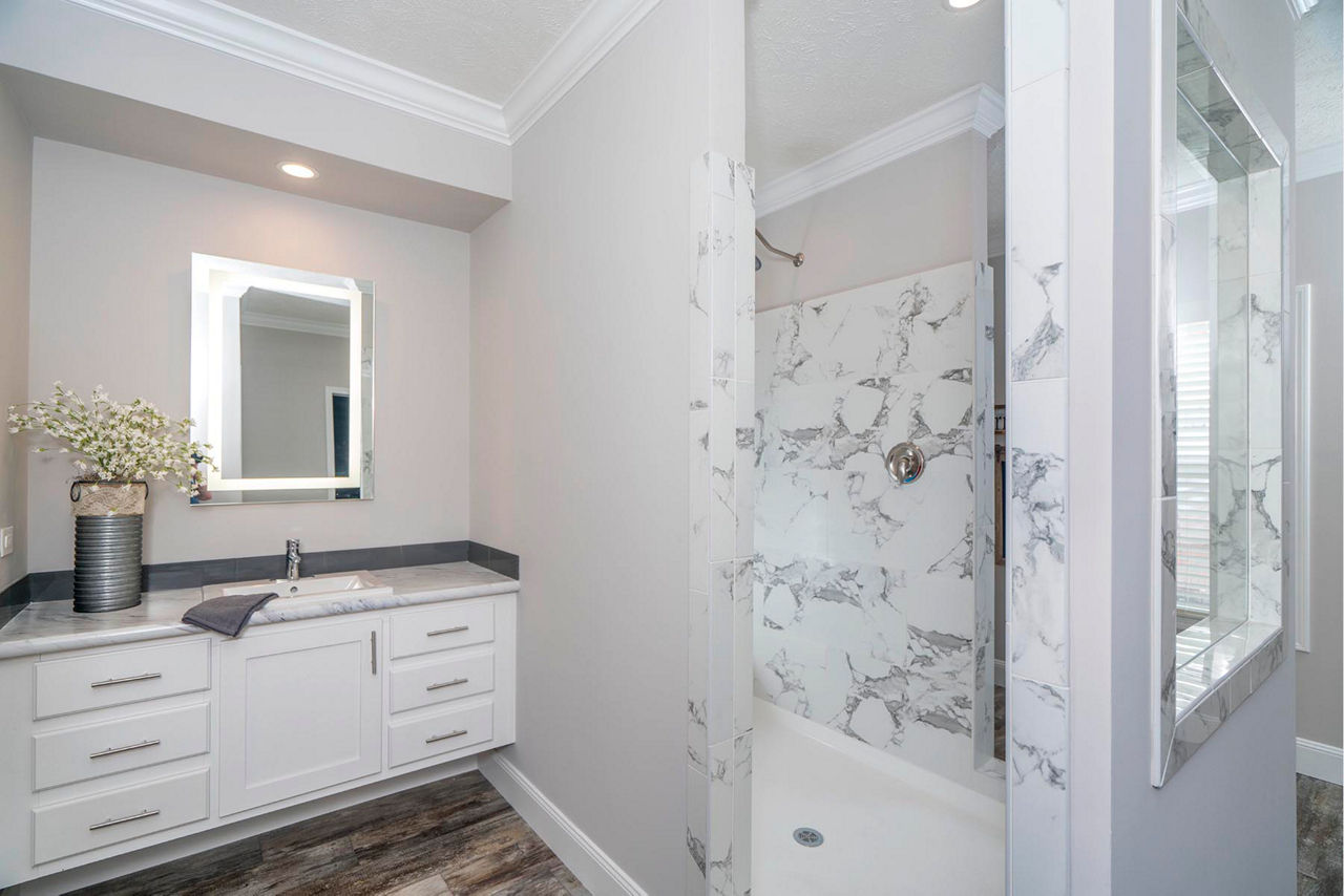 The Somerset 3268 04 master bath4