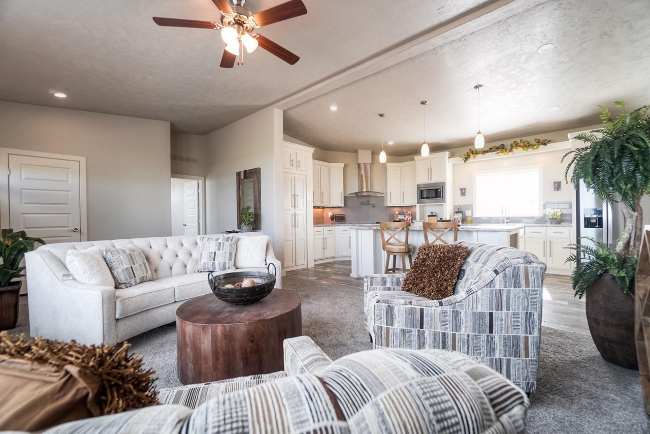 Transitions Plus 4663A living room 3